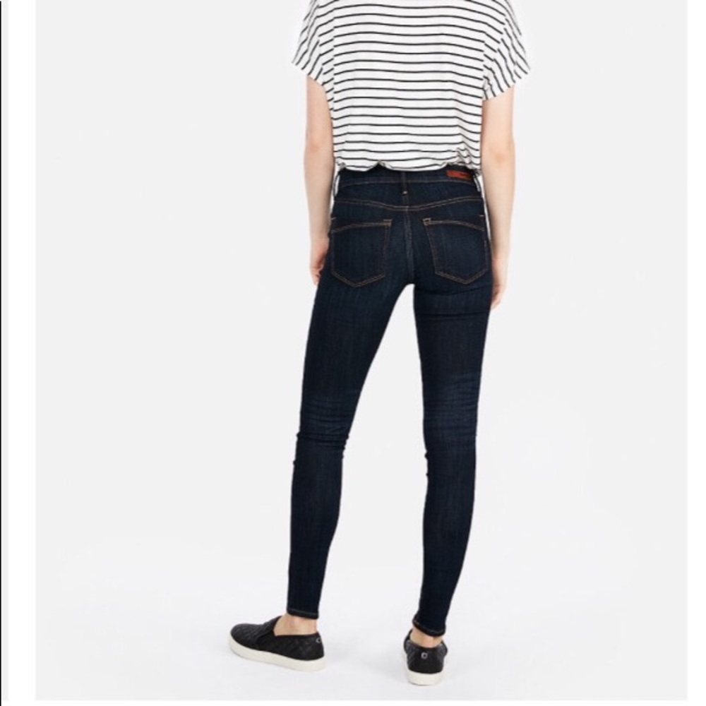 NWT Express Mid Rise Dark Skinny Jeans - size 4